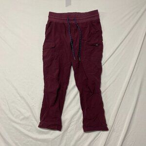 Maroon women's Columbia capris